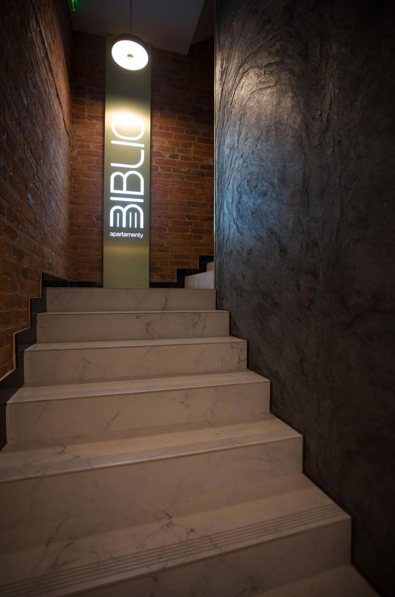 Apartamenty Biblio Лодзь Экстерьер фото